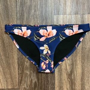 MUXILOVE - Women’s swimwear bikini bottom ONLY